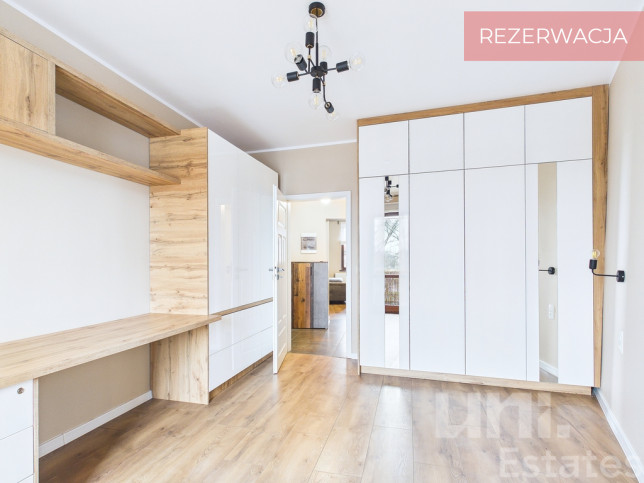 Mieszkanie Sprzedaż  Kraków-Podgórze Barska 12